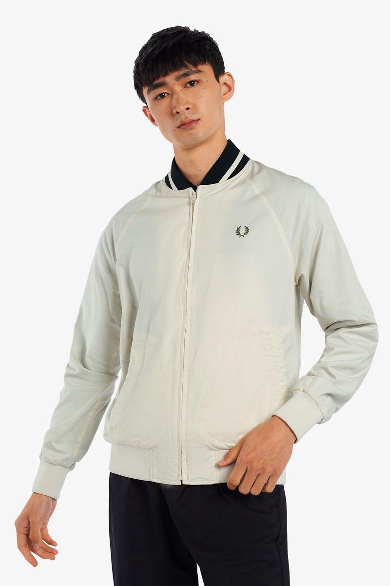 Geaca Barbati Fred Perry Tenis Bomber Albi | RO 1263QMAZ